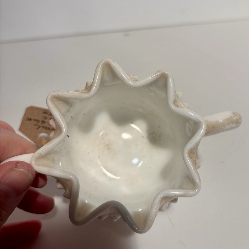 Vintage Old Fenton Milk Glass Hobnail Star Top Sugar and Creamer Set - Picture 8 of 9